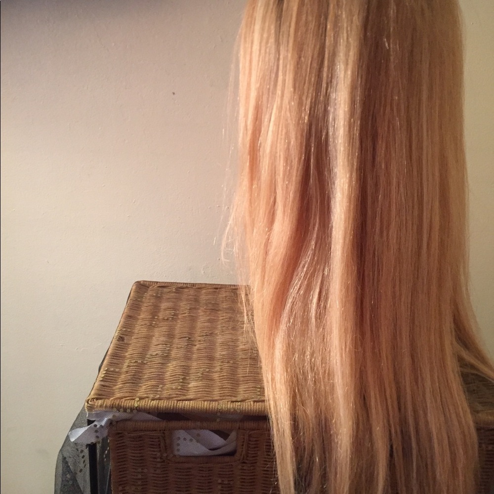 100% blonde balayage  human hair lace wig! 28 in